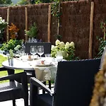 Отель Logis Burnel Et La Cle Des Champs 3*