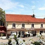 Logis Burnel Et La Cle Des Champs Rouvres-en-Xaintois