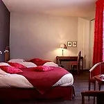Logis Burnel Et La Cle Des Champs Hotel Rouvres-en-Xaintois