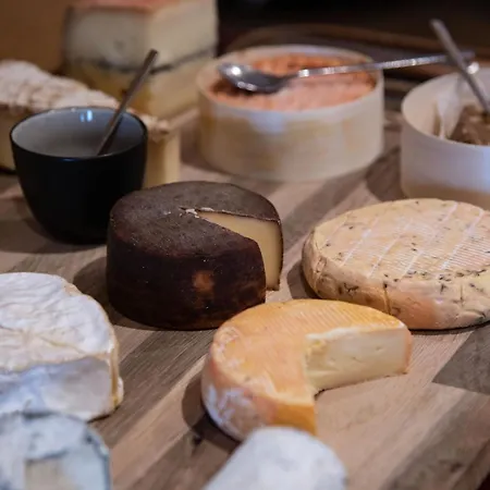 Logis Burnel Et La Cle Des Champs 3* Rouvres-en-Xaintois