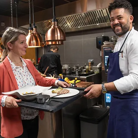 Logis Burnel Et La Cle Des Champs מלון Rouvres-en-Xaintois