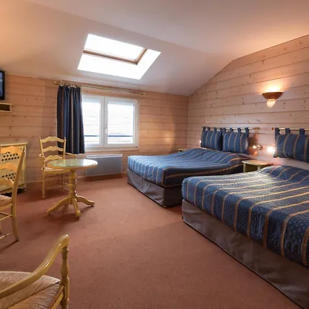 Logis Burnel Et La Cle Des Champs מלון