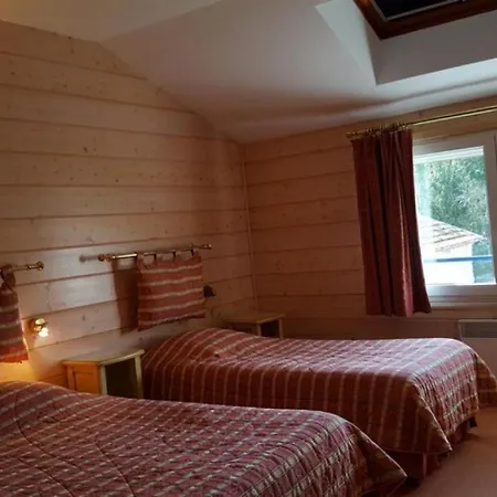 Logis Burnel Et La Cle Des Champs 3*