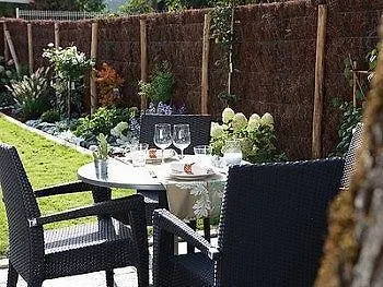 Logis Burnel Et La Cle Des Champs מלון Rouvres-en-Xaintois