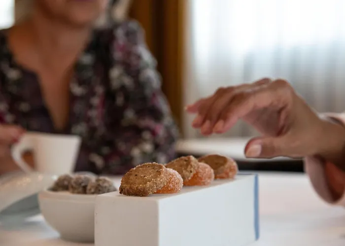 Hotel Logis Burnel Et La Cle Des Champs 3*