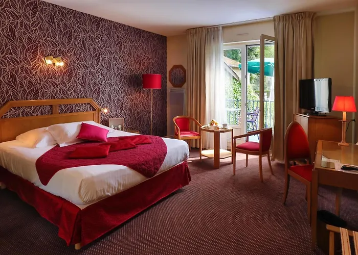 Hotel Logis Burnel Et La Cle Des Champs