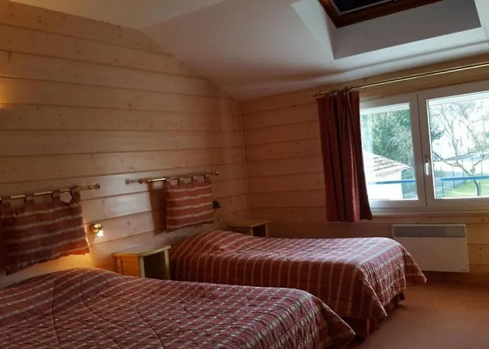 Logis Burnel Et La Cle Des Champs 3*